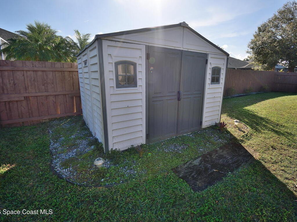 2615 Summer Brook Street, Melbourne, FL 32940