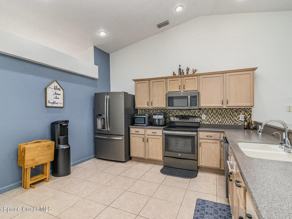 251 District Street, Palm Bay, FL 32909