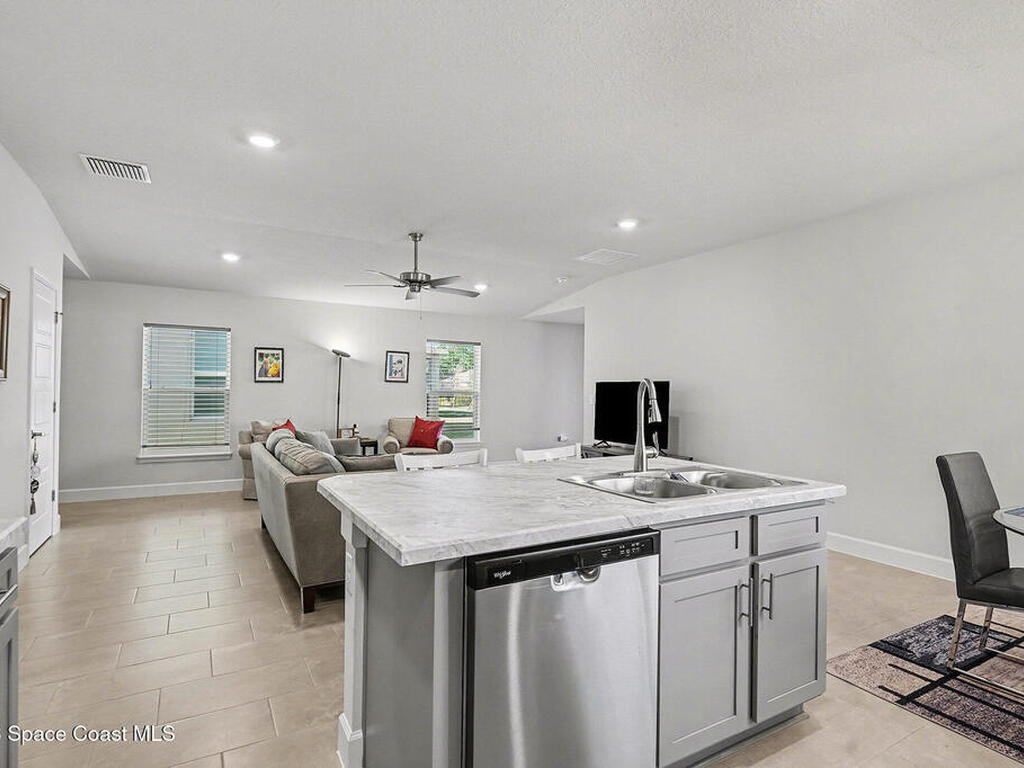 1180 Canfield Circle, Palm Bay, FL 32909