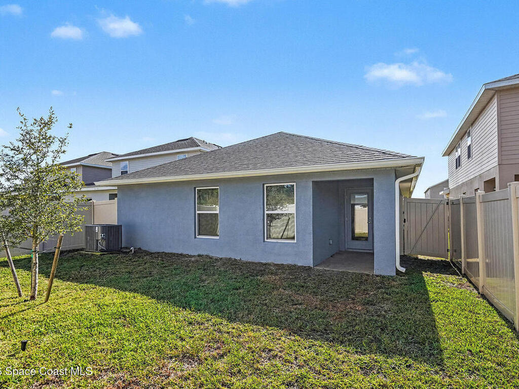 1180 Canfield Circle, Palm Bay, FL 32909