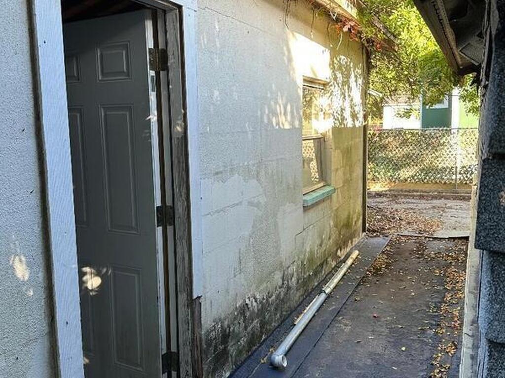 320 La Havre Court, Merritt Island, FL 32953