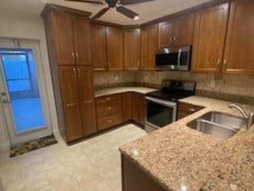 870 Luminary Circle, Melbourne, FL 32901