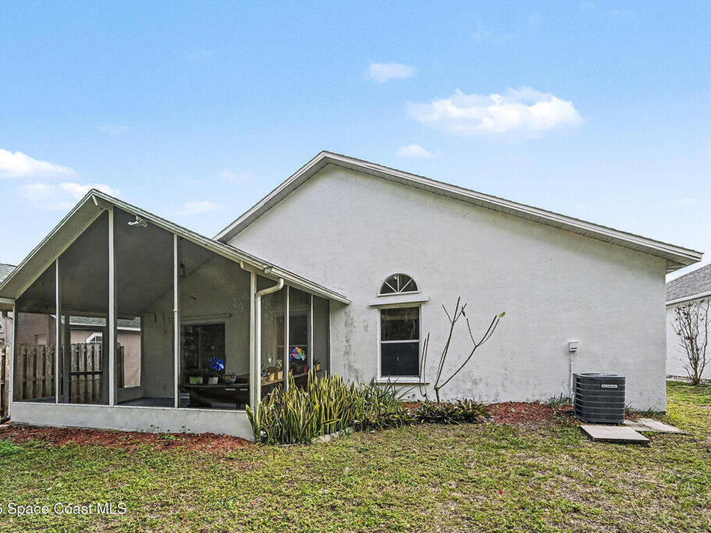 6682 Fawn Ridge Drive, Melbourne, FL 32940