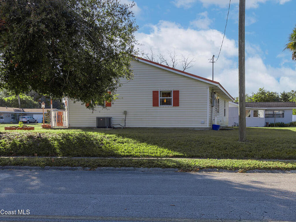 350 Delespine Avenue, Titusville, FL 32780