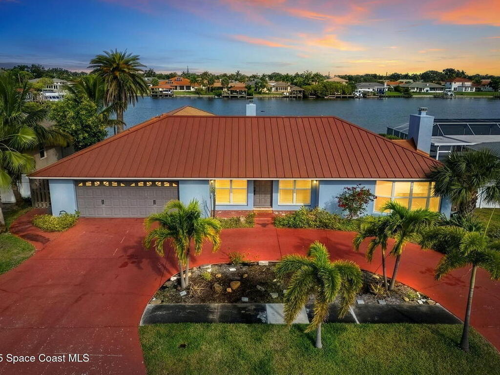 433 Saint Lucia Court, Satellite Beach, FL 32937