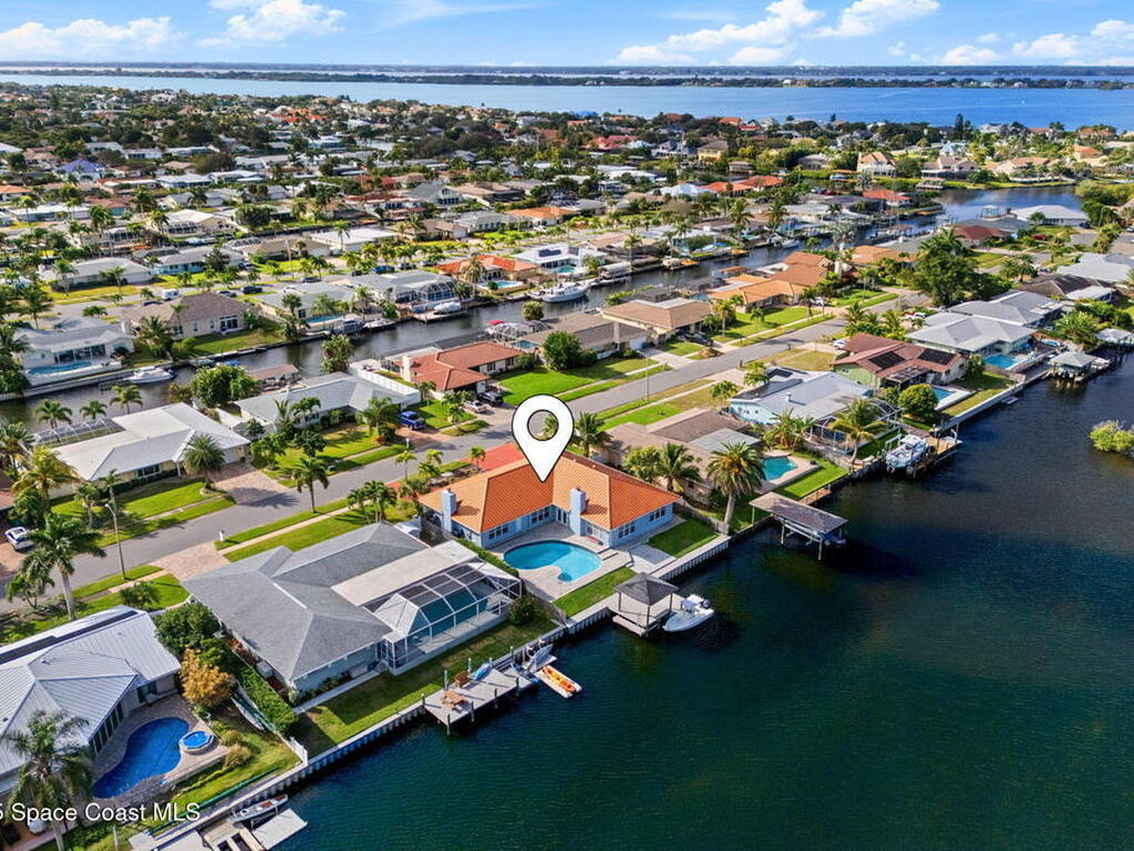 433 Saint Lucia Court, Satellite Beach, FL 32937