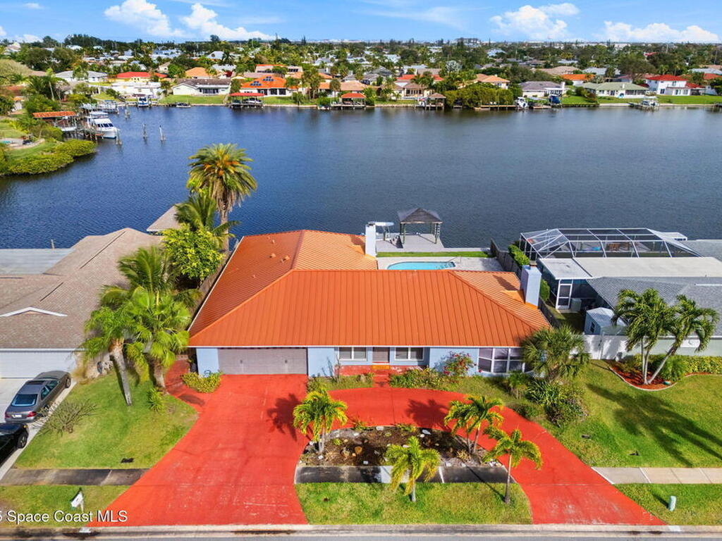 433 Saint Lucia Court, Satellite Beach, FL 32937