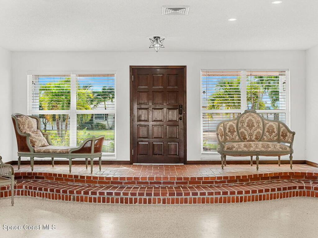 433 Saint Lucia Court, Satellite Beach, FL 32937