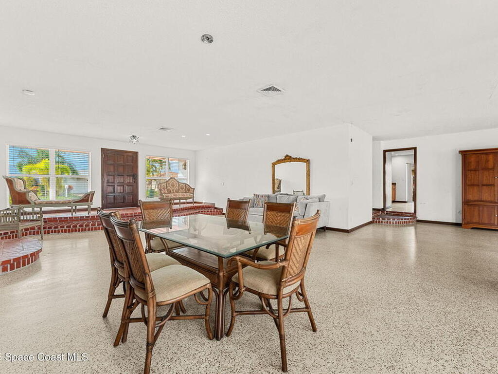 433 Saint Lucia Court, Satellite Beach, FL 32937