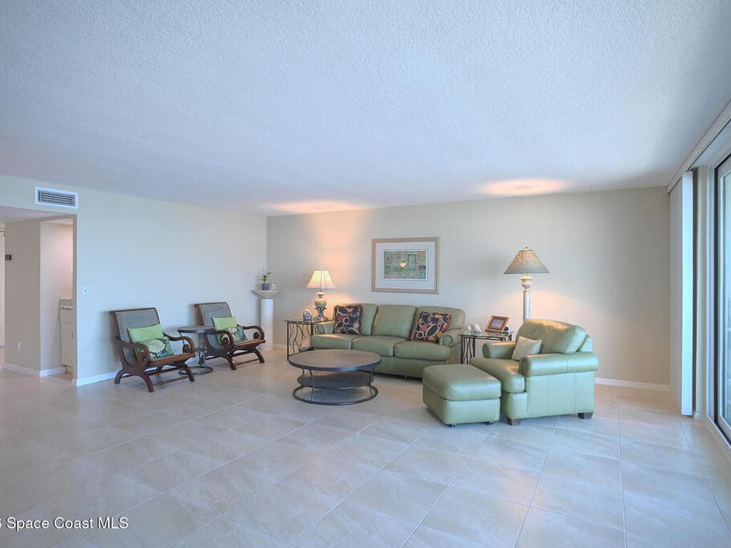 830 N Atlantic Avenue, Cocoa Beach, FL 32931