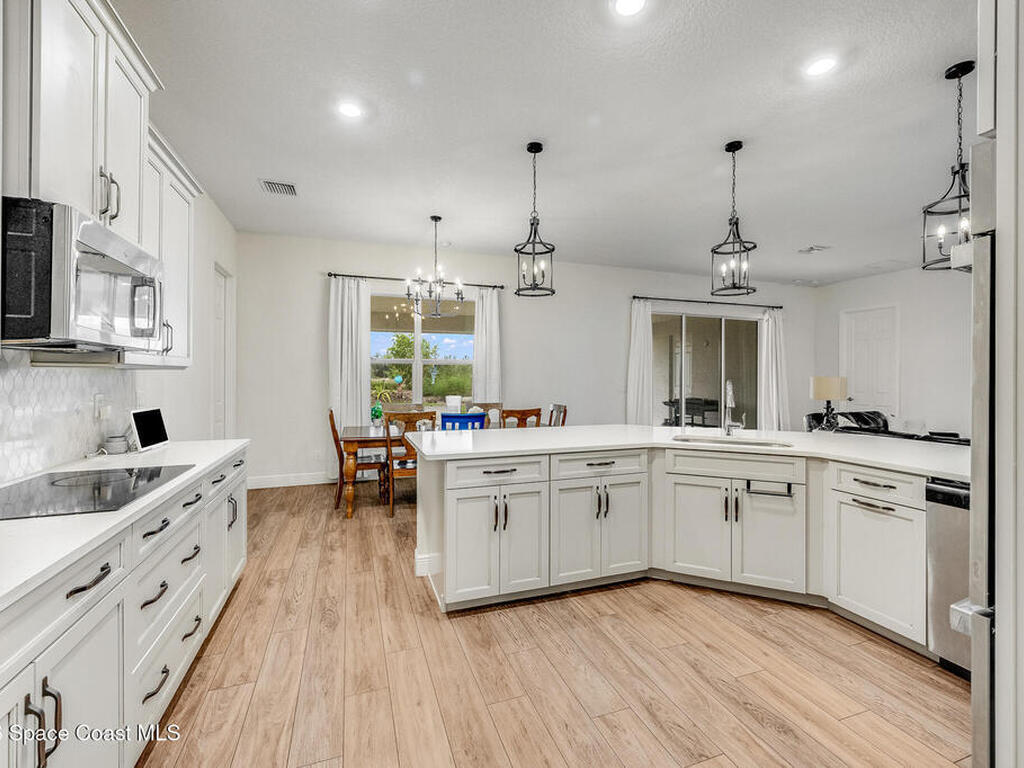 718 Yearling Trail, Sebastian, FL 32958