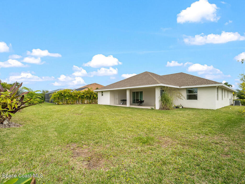 718 Yearling Trail, Sebastian, FL 32958