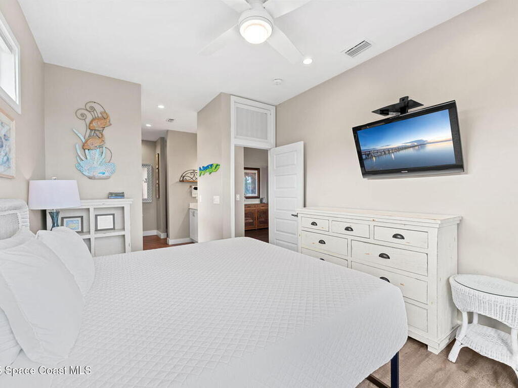 659 S Atlantic Avenue, Cocoa Beach, FL 32931