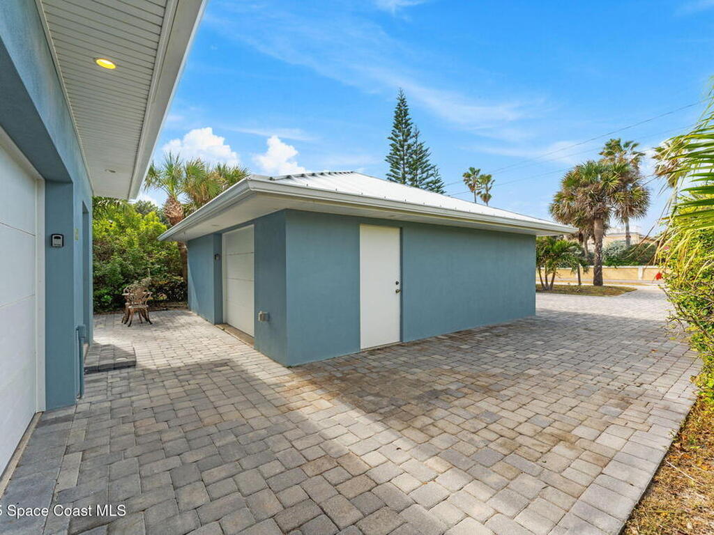 659 S Atlantic Avenue, Cocoa Beach, FL 32931