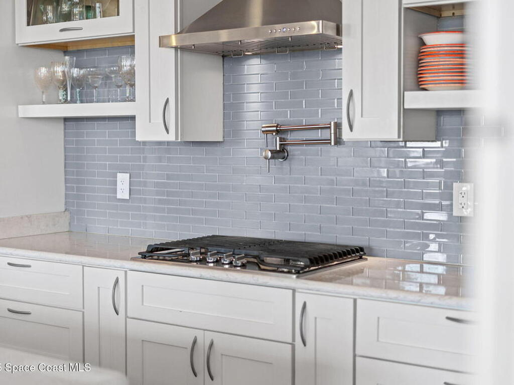 659 S Atlantic Avenue, Cocoa Beach, FL 32931