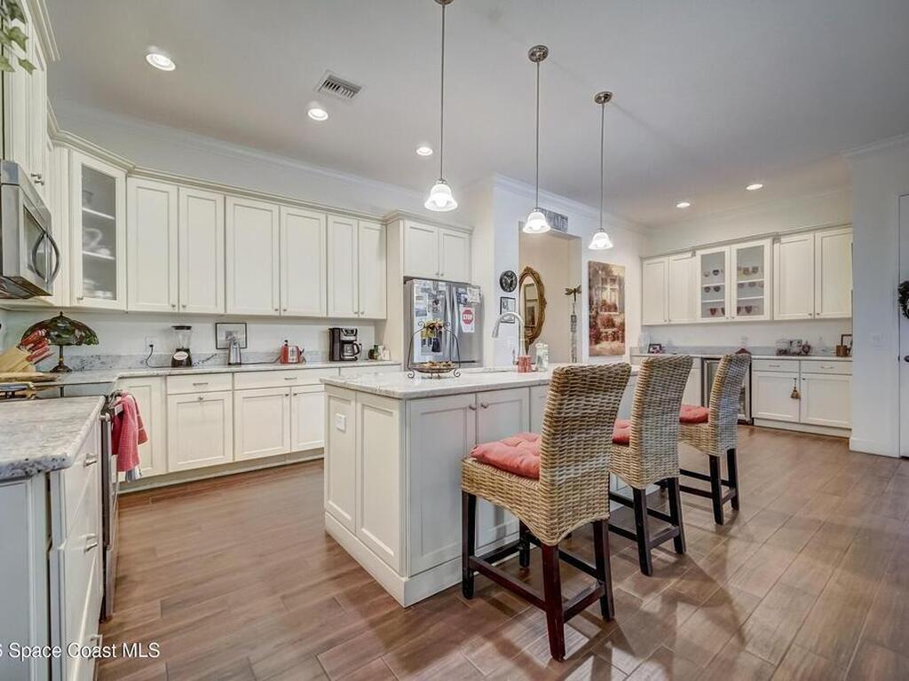 121 Seminole Lane, Cocoa Beach, FL 32931