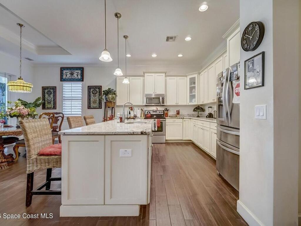 121 Seminole Lane, Cocoa Beach, FL 32931