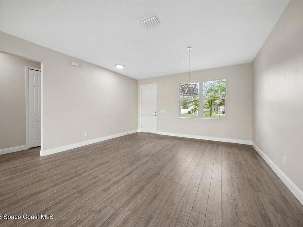 1035 Captiva Island Circle, Palm Bay, FL 32908