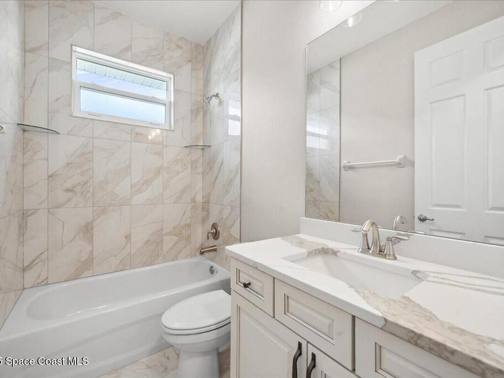 1035 Captiva Island Circle, Palm Bay, FL 32908