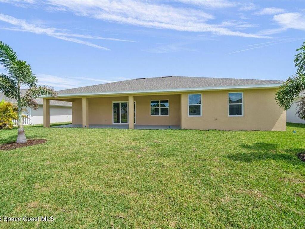 1035 Captiva Island Circle, Palm Bay, FL 32908