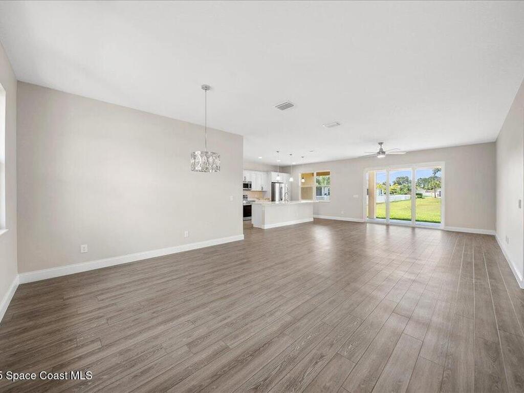 1035 Captiva Island Circle, Palm Bay, FL 32908