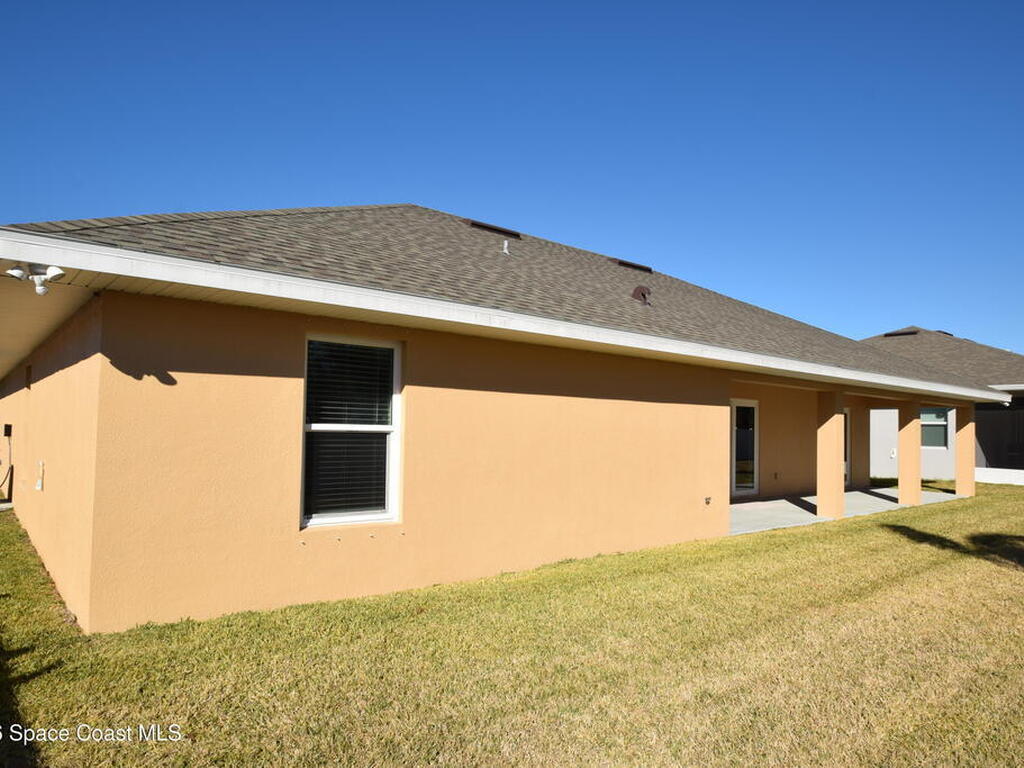 1204 Captiva Island Circle, Palm Bay, FL 32908