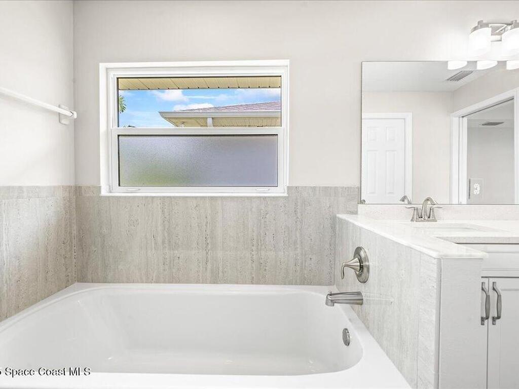 1204 Captiva Island Circle, Palm Bay, FL 32908