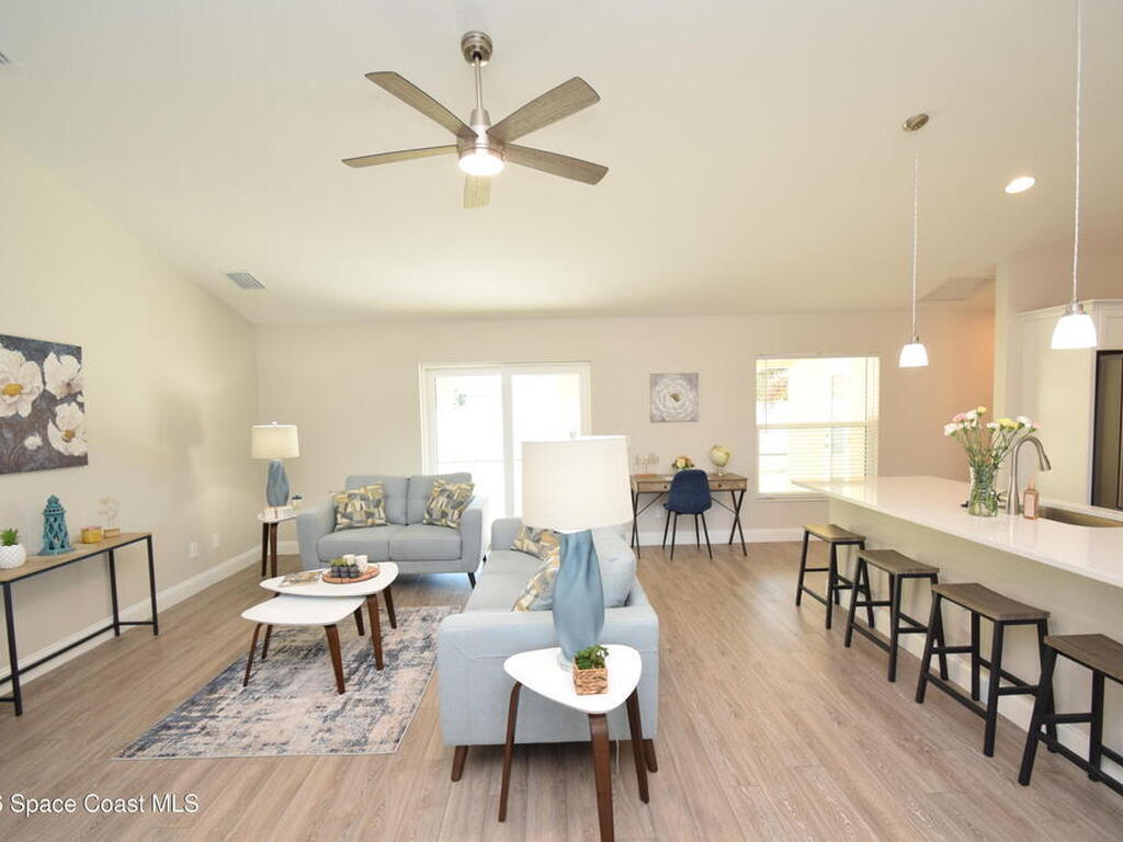 1204 Captiva Island Circle, Palm Bay, FL 32908