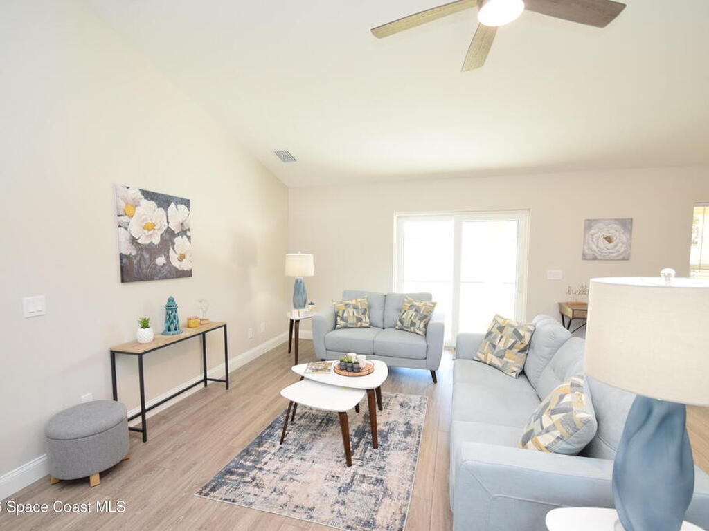 1204 Captiva Island Circle, Palm Bay, FL 32908