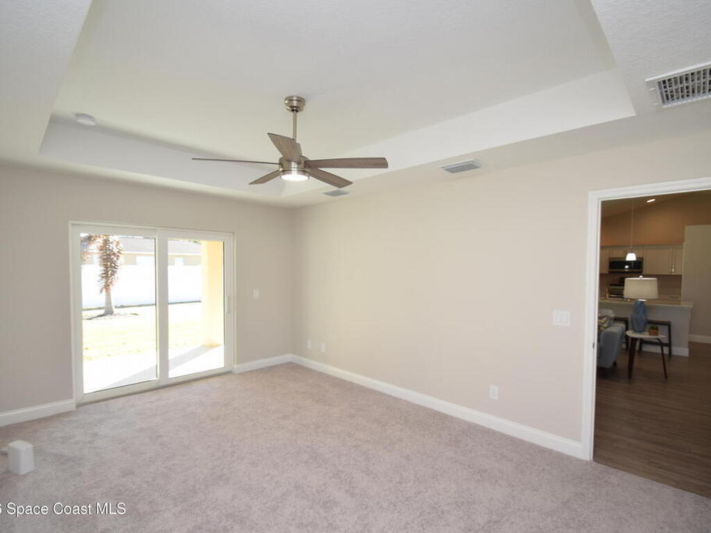 1204 Captiva Island Circle, Palm Bay, FL 32908