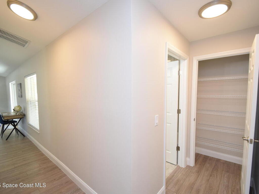 1204 Captiva Island Circle, Palm Bay, FL 32908