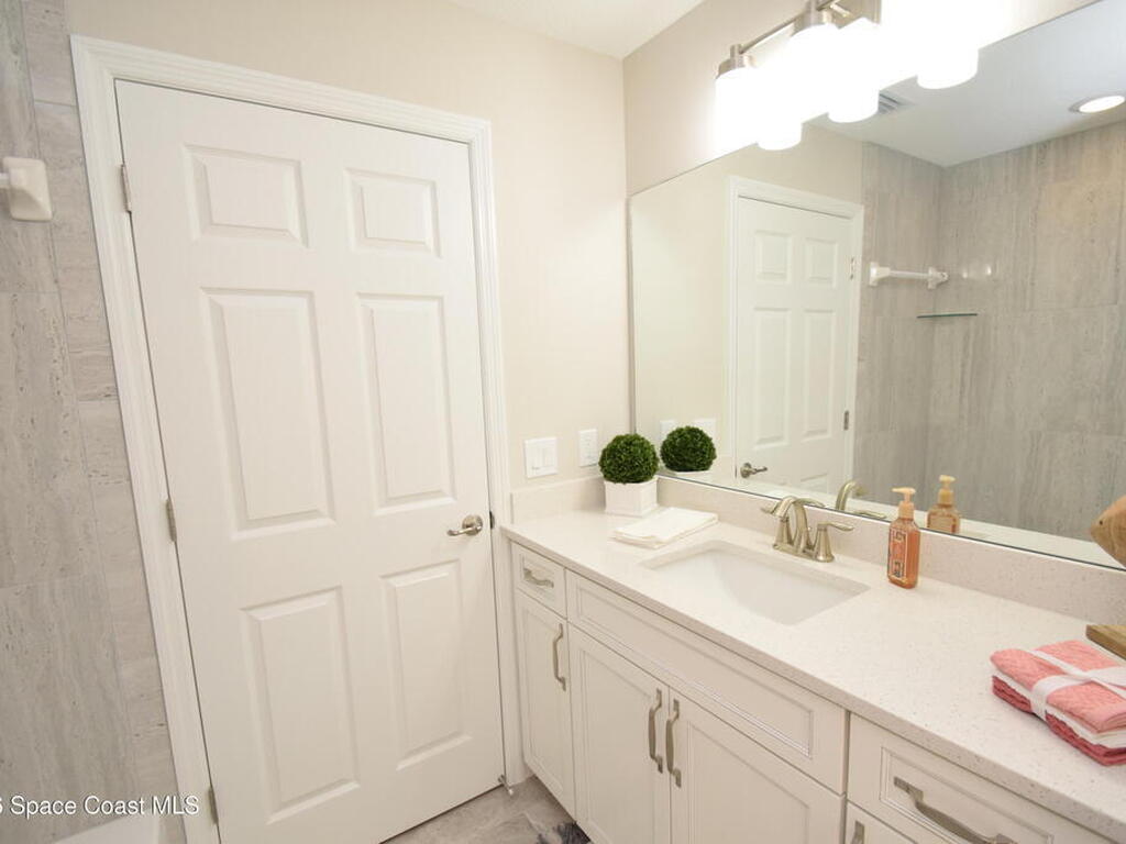 1204 Captiva Island Circle, Palm Bay, FL 32908