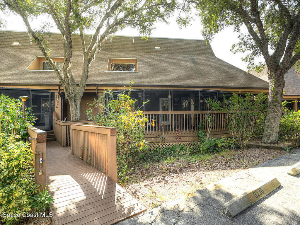 6236 Treetop Drive, Melbourne Beach, FL 32951