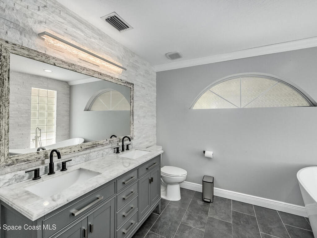 215 Beverly Court, Melbourne Beach, FL 32951