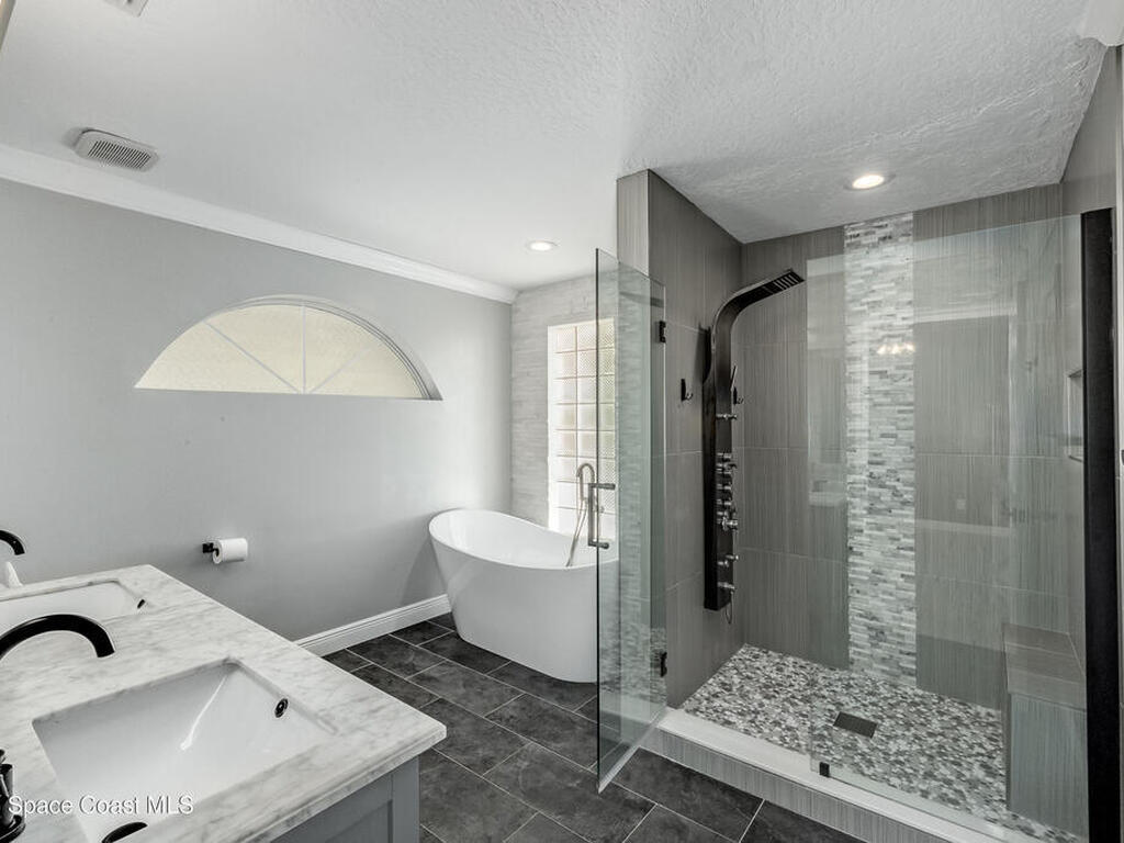 215 Beverly Court, Melbourne Beach, FL 32951