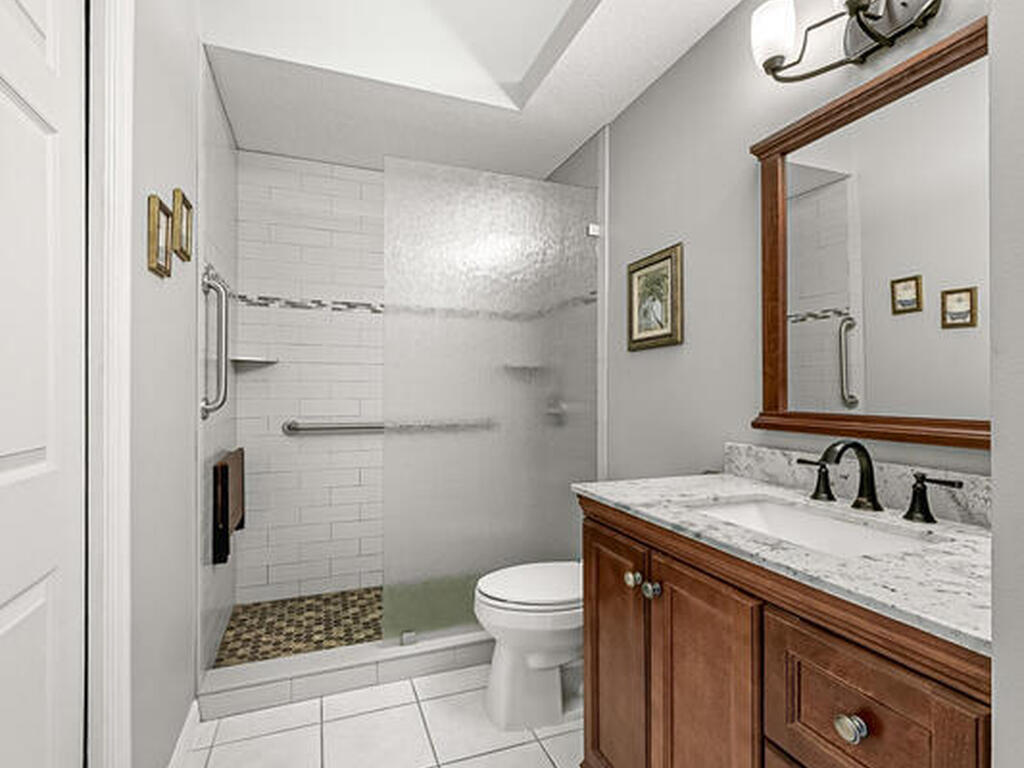 1040 Wimbledon Drive, Melbourne, FL 32940