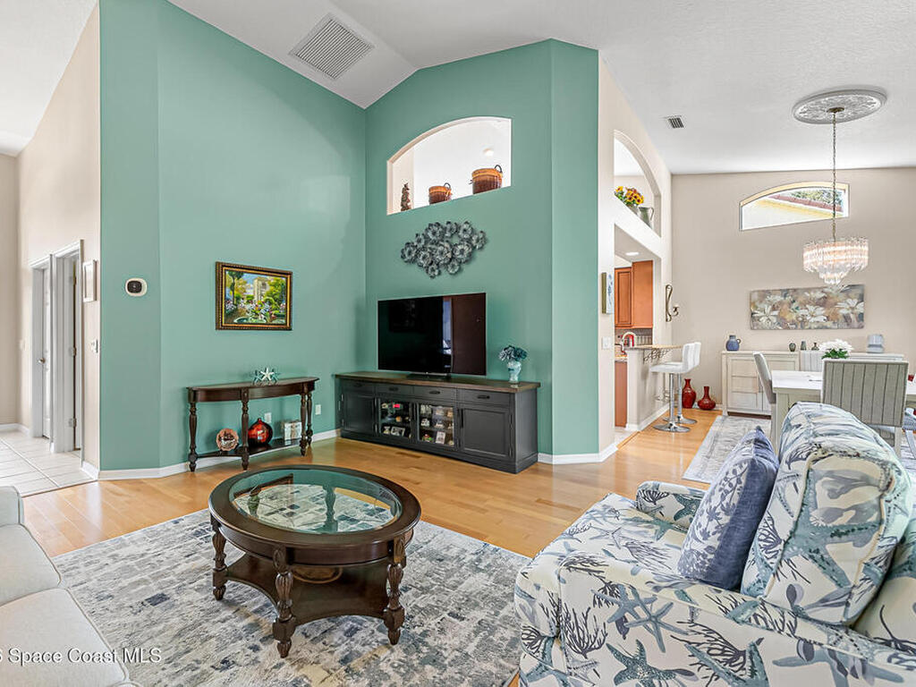 1040 Wimbledon Drive, Melbourne, FL 32940