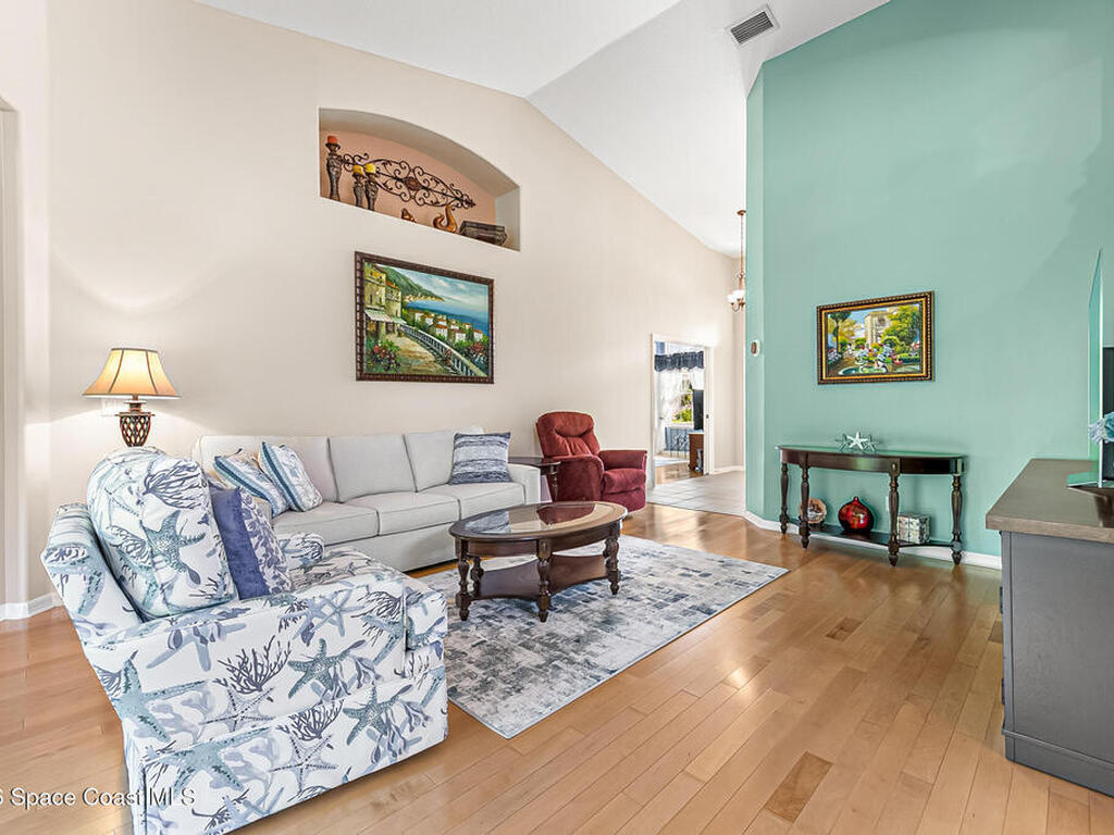 1040 Wimbledon Drive, Melbourne, FL 32940