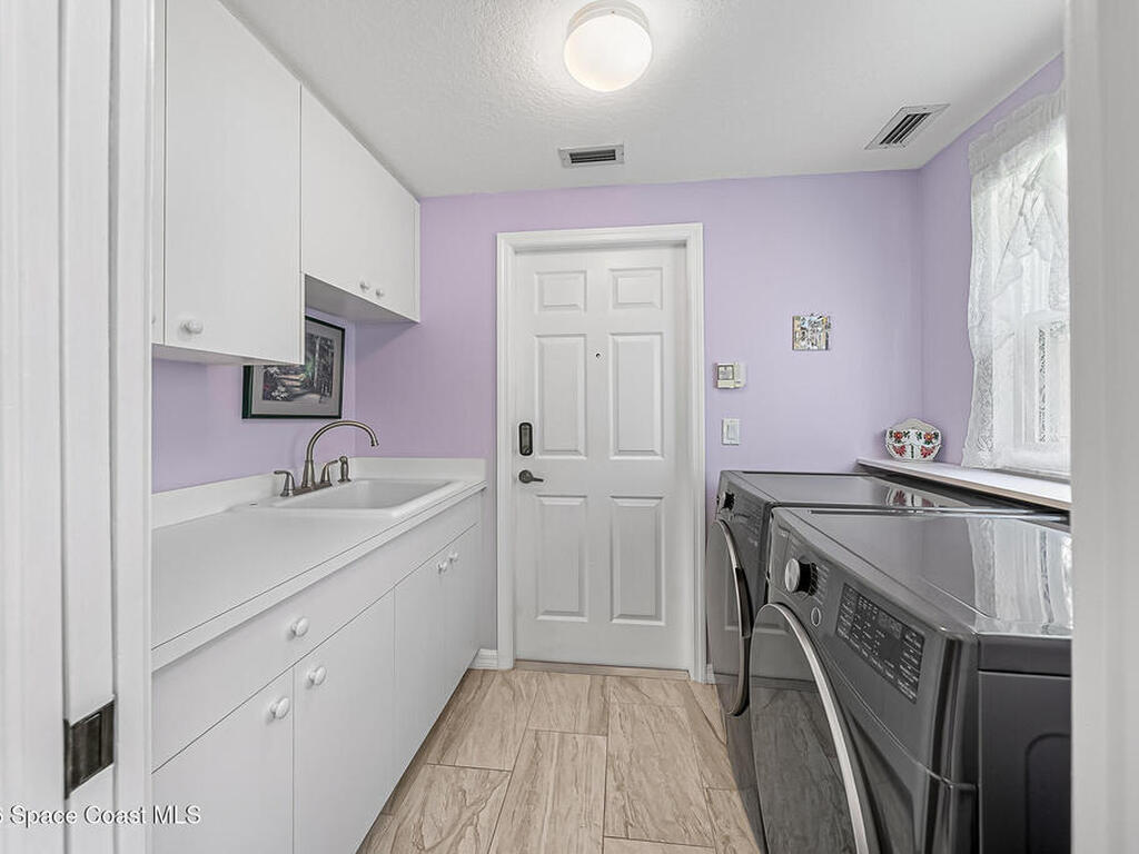 1040 Wimbledon Drive, Melbourne, FL 32940