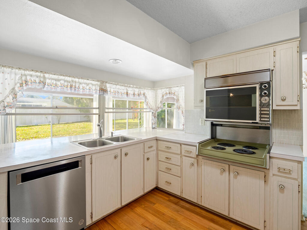 1322 Royal Birkdale Circle, Rockledge, FL 32955