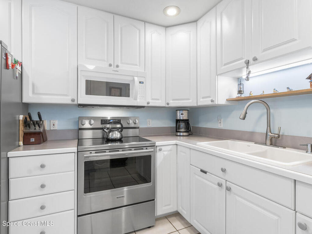 637 Roseland Road, Sebastian, FL 32958