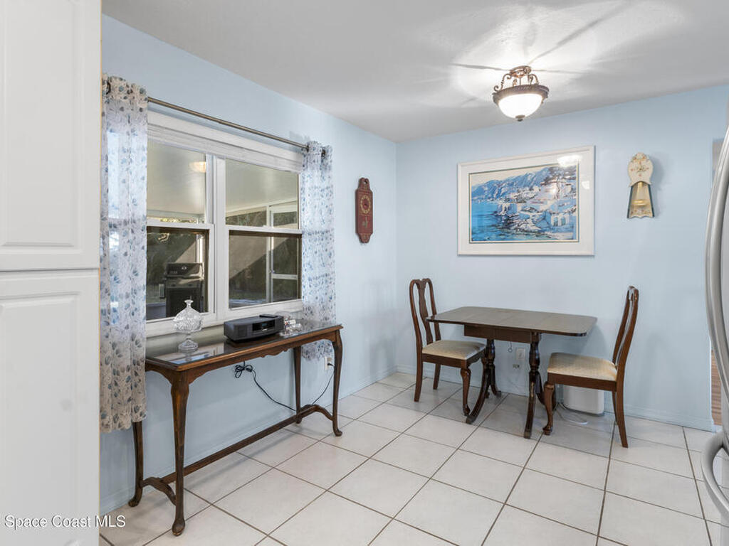 637 Roseland Road, Sebastian, FL 32958