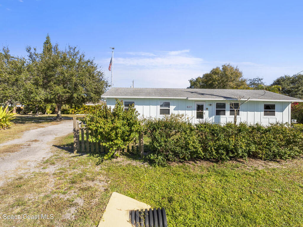 637 Roseland Road, Sebastian, FL 32958