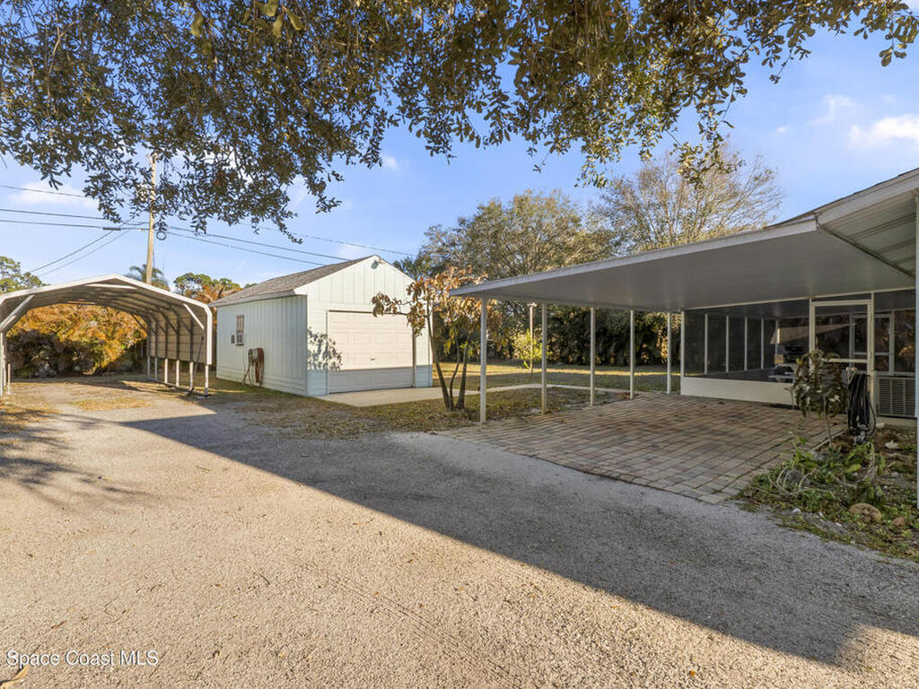 637 Roseland Road, Sebastian, FL 32958