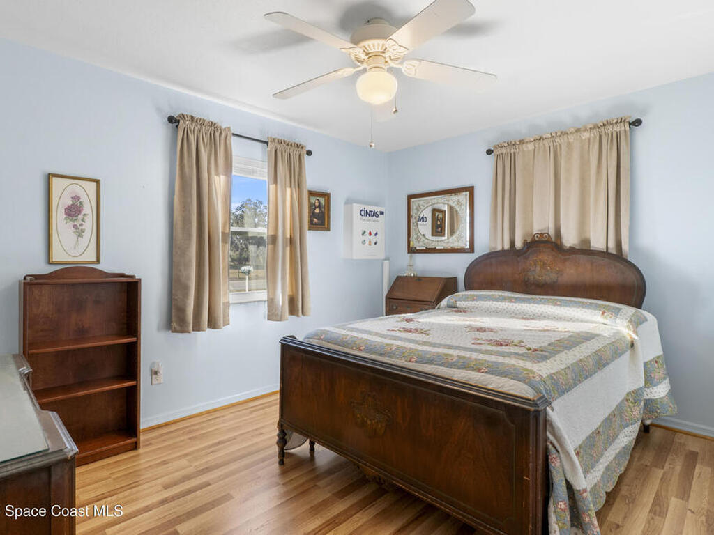 637 Roseland Road, Sebastian, FL 32958