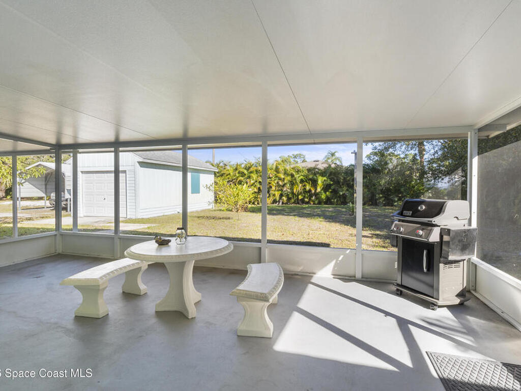 637 Roseland Road, Sebastian, FL 32958