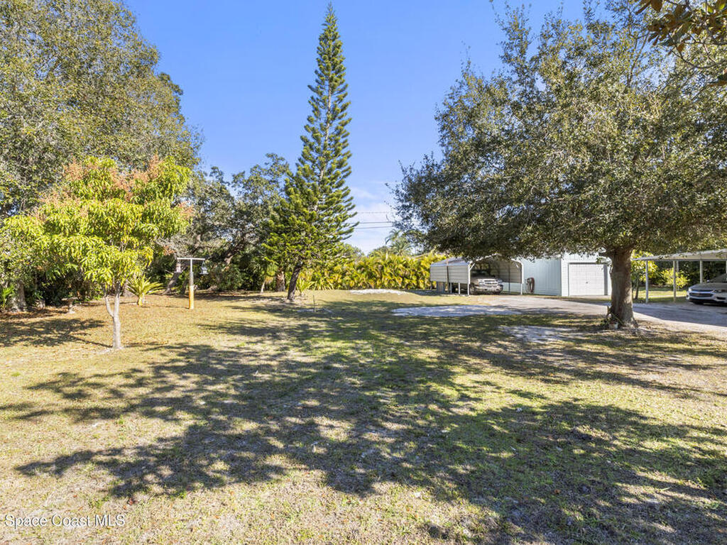 637 Roseland Road, Sebastian, FL 32958