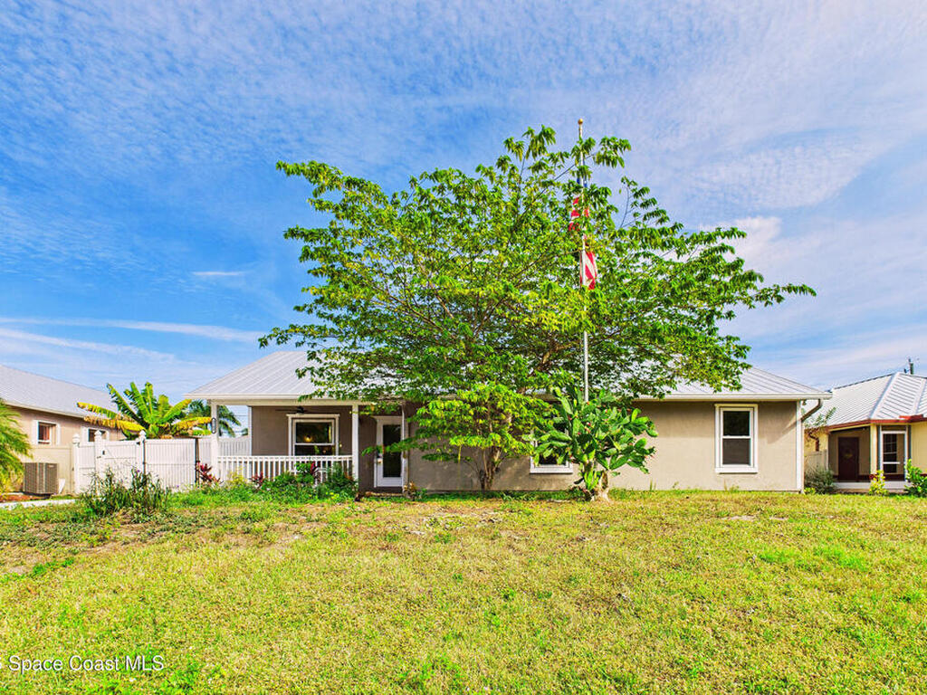 3709 SW Haines Street, Port St. Lucie, FL 34953