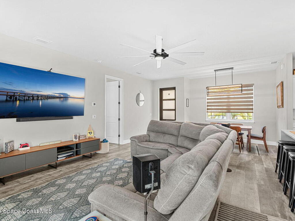 1154 Captiva Island Circle, Palm Bay, FL 32908