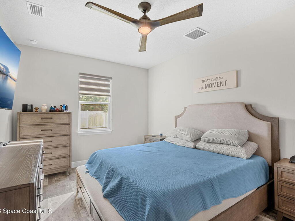 1154 Captiva Island Circle, Palm Bay, FL 32908